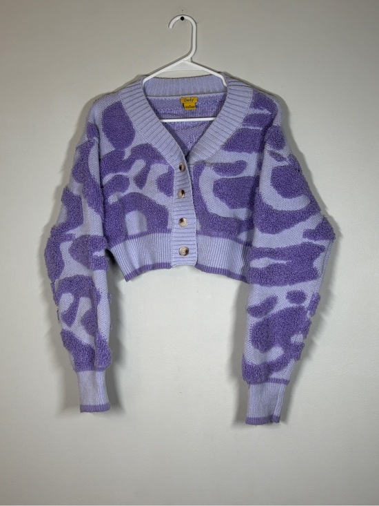 Urban Daisy Sweaters - Daisy Lavender & Purple Cropped Button-Up Cardigan